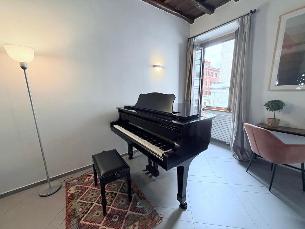 Trastevere Historic Loft by Luxury Getaways - 2