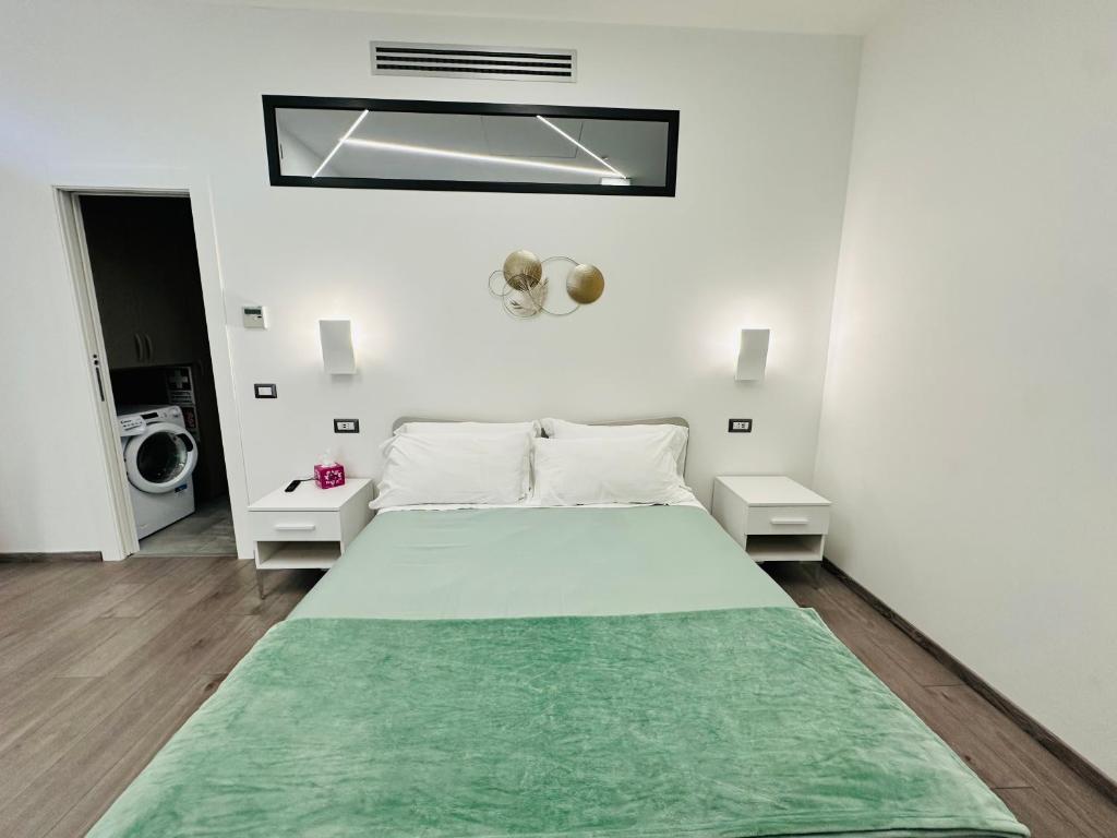 San Saba Street Apartment 52 - 3