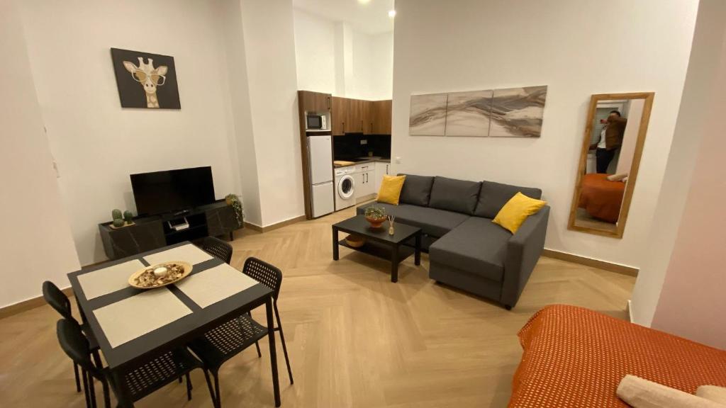 H&H Suite Home - 1