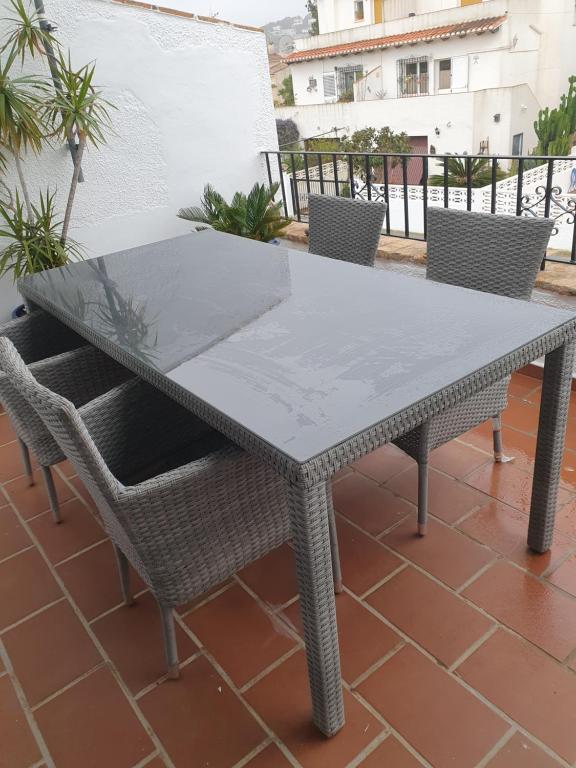 Townhouse in Las Rotas - 2