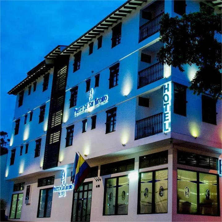 HOTEL OLH Puerta San Antonio - 1