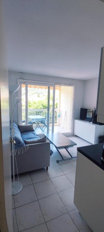 Appartement T2 climatisé dans résidence calme - 2