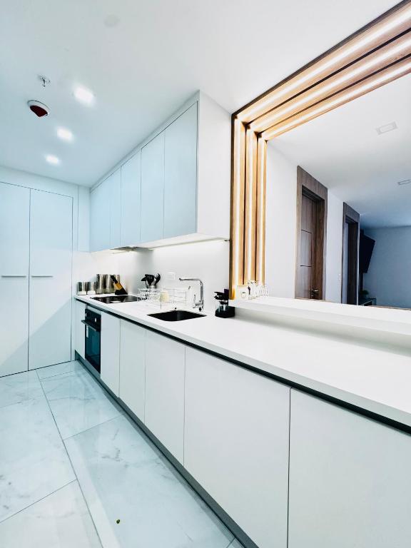 Zen Living Sky Suite - 5