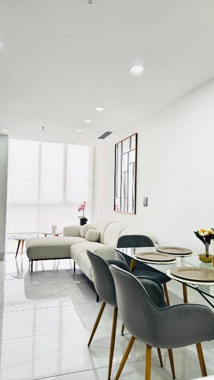 Zen Living Sky Suite - 2