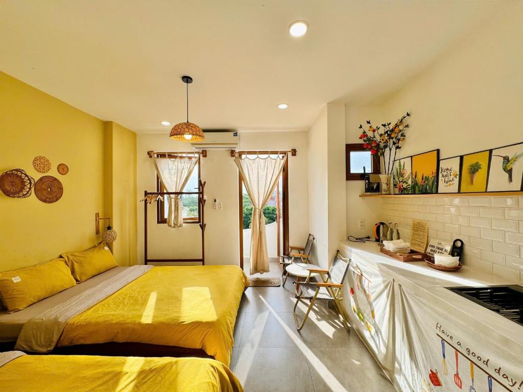 Mini studio with huge balcony