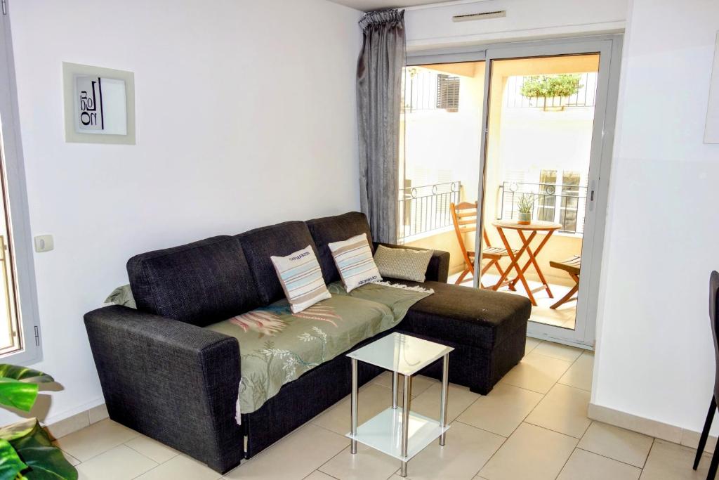 Quiet Appartment AC 400m Palais & 100m Beach - 3