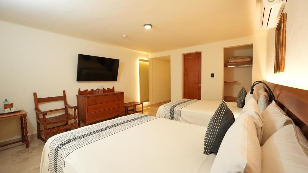 Hotel Marques Del Valle - 4