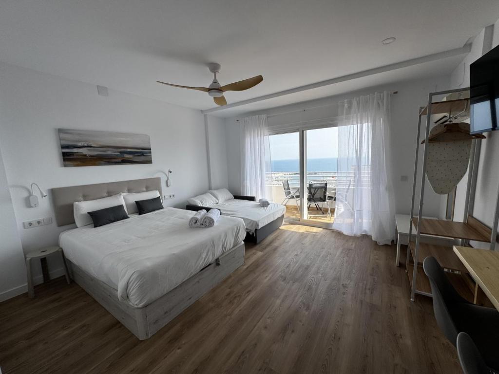 Downtown apartment with the best ocean views - 2