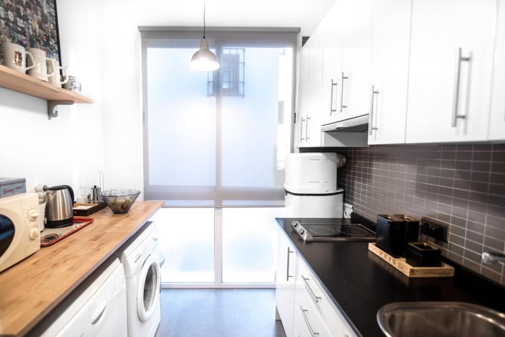 Granada Central 2-Bed Duplex High Speed WiFi - 2