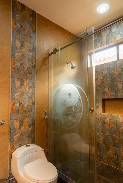 Spacious Luxury State in Samborondon - 3