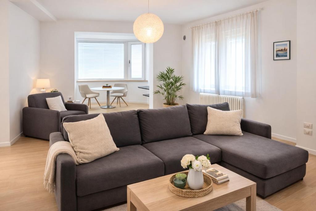 Villa Lucchetta - Tre Camere e Appartamento con parcheggio Interno - 3