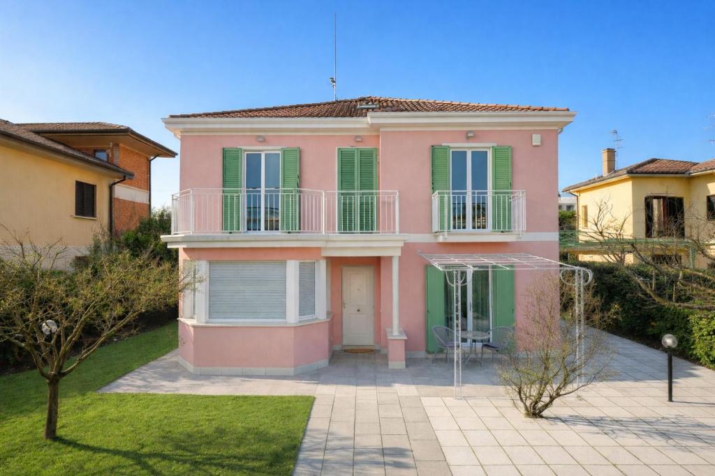 Villa Lucchetta - Tre Camere e Appartamento con parcheggio Interno - 1