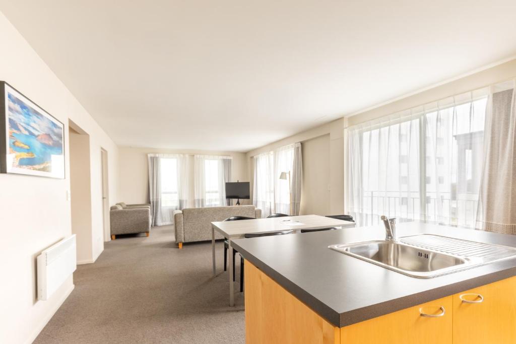 Quest Catherdral Junction