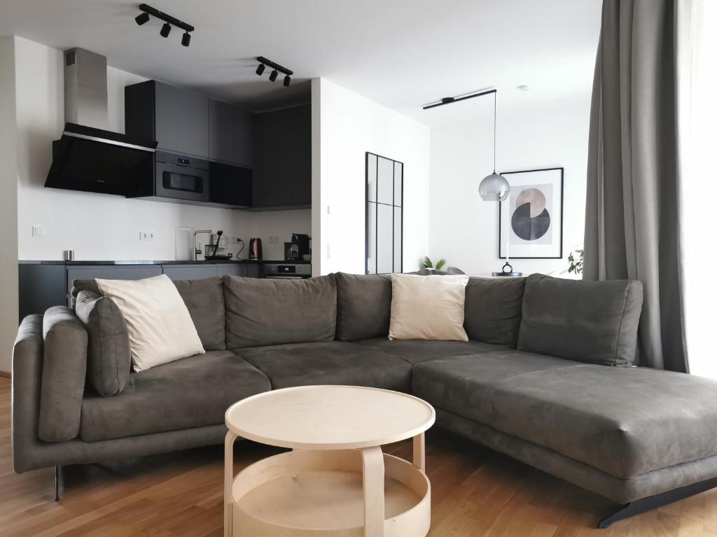 Design Apartment with Balcony - Munich Pasing - 2