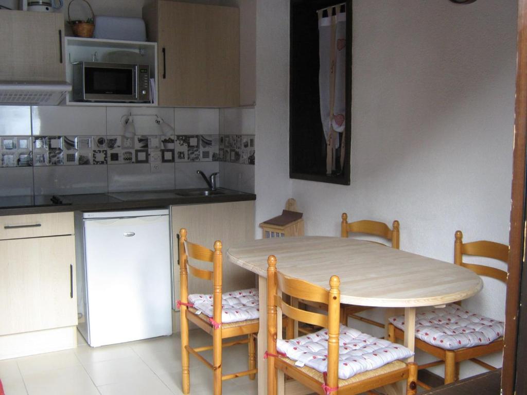 Studio cosy pour 4 personnes avec parking à Châtel - FR-1-676-162 - 1