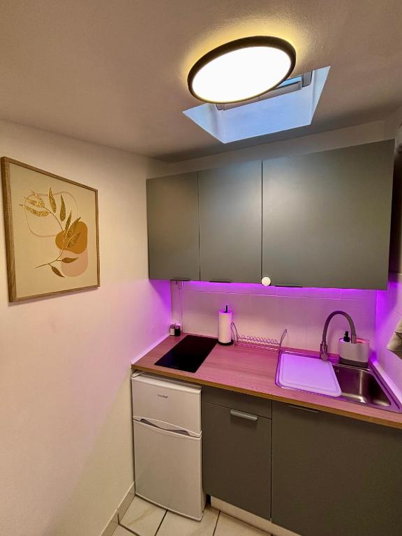 NEW - Appart-Narjiss, Elegance & comfort in REIMS - 2