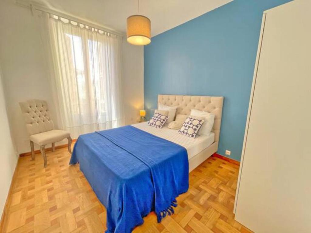 CARRAS appartement plein de charme climatisé à 3 min de la plage,1min tram - 1