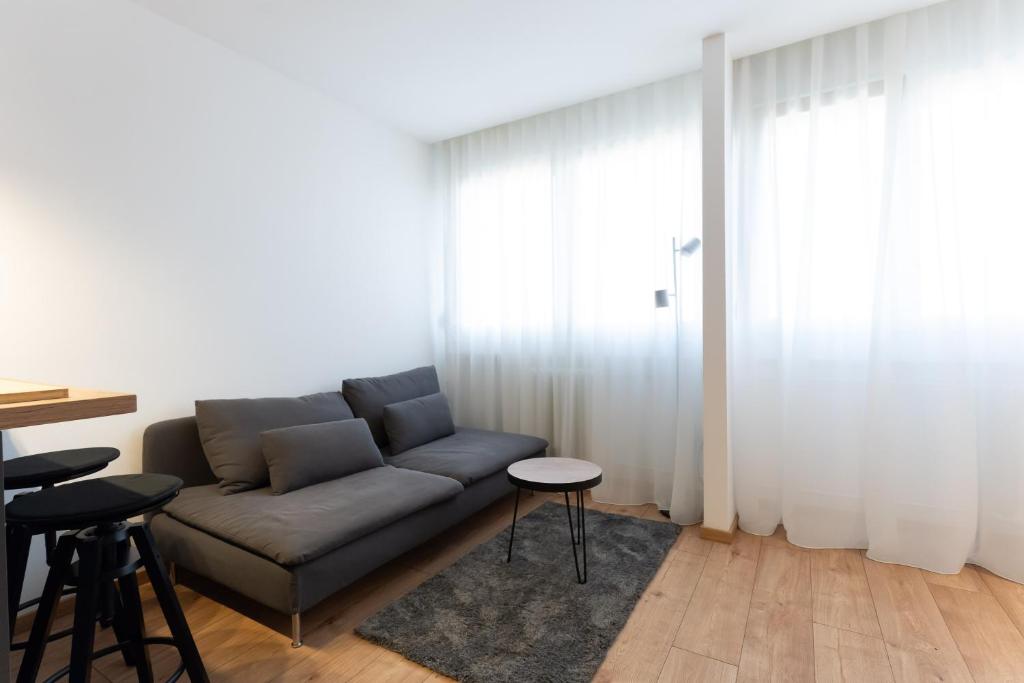 Sunny Danube Quay Luxe Studio - 3