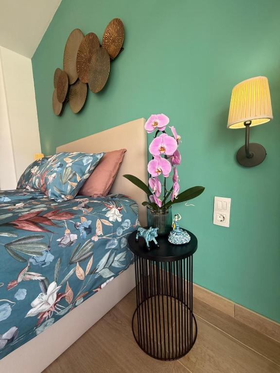 La Roca Sea View Luxury Apartment Beach Elevator - 3