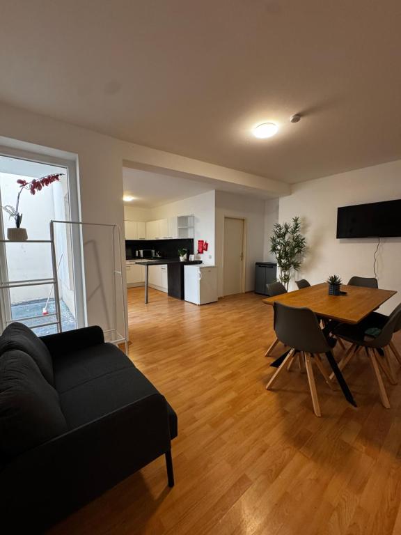 Linz Wasserwald cozy Apartment with 2BR - 4