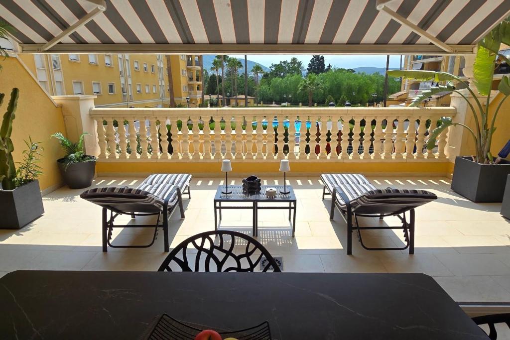 Apartamento Sofia Denia con piscina y terraza soleada con vistas al Montgó by Family Homes Rentals - 2