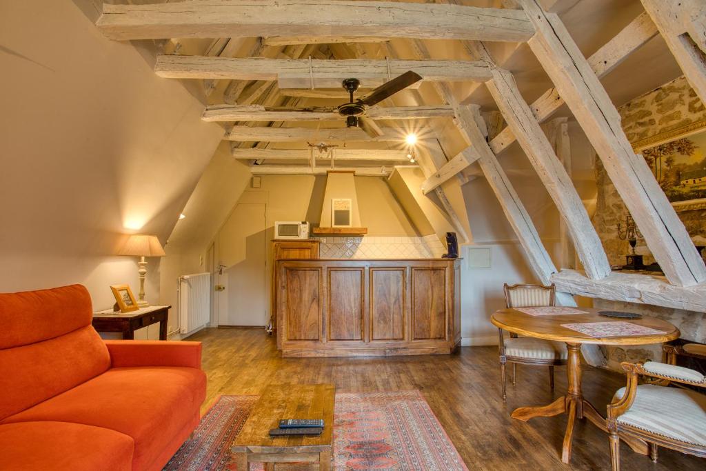 2 pièces, centre historique, "Loft Montaigne" - 4