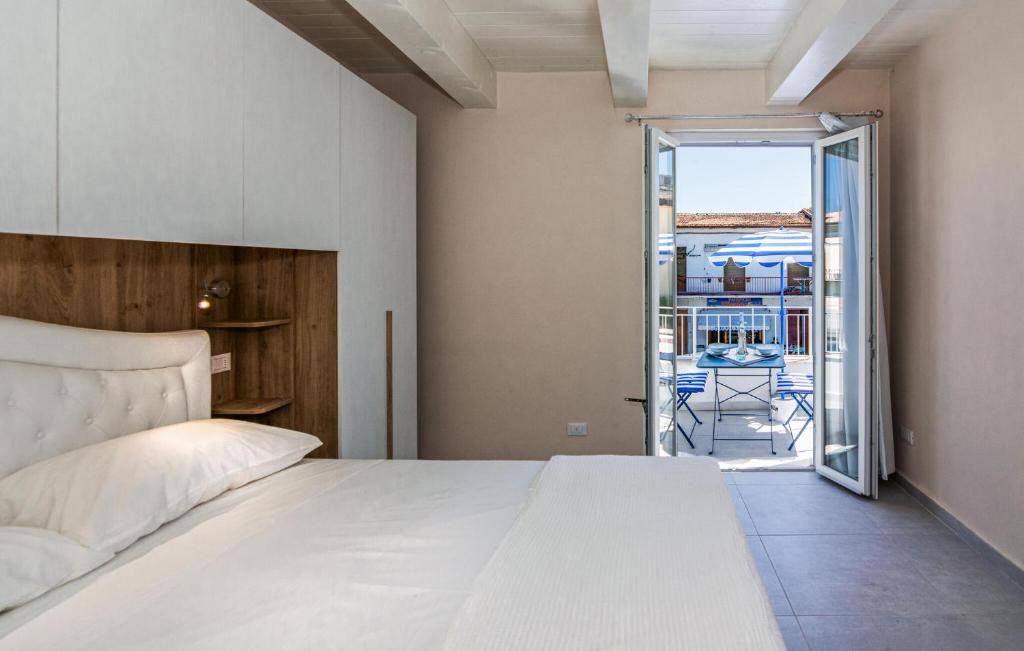 Beautiful Apartment In Viareggio With Wifi - 5