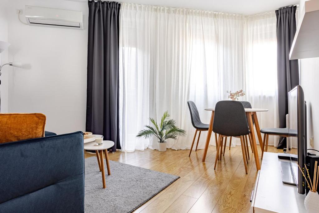 Visnjicka Apt - Free Parking - 15min to City Center - 1