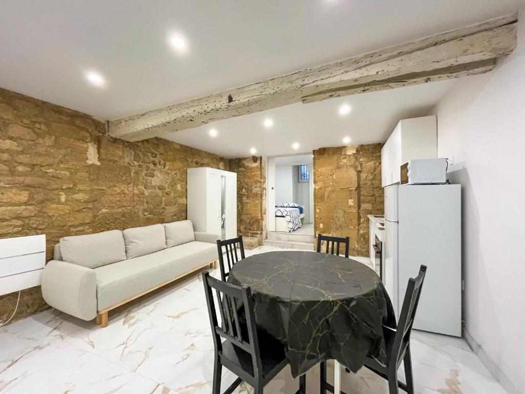 UrbanFlat 223 - Bel Appartement pour 4 Montorgueil - 2