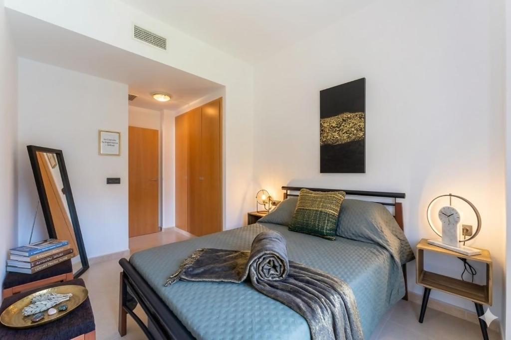 PJS – Terraza, Piscina y Parking en Tossa - 4