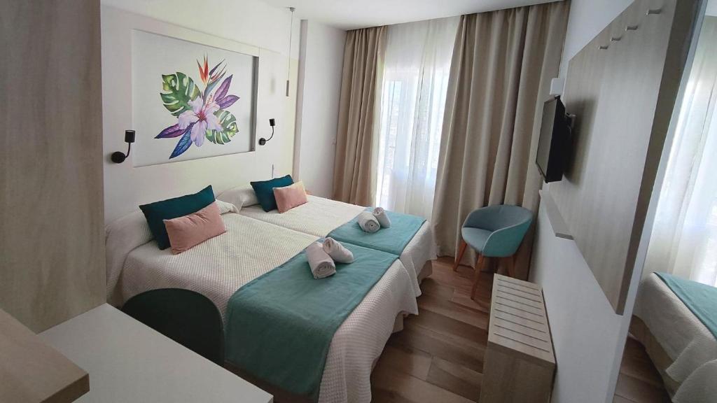 BLUESEA Anba Romaní — Hotel rooms in Cala Millor, Balearic Islands
