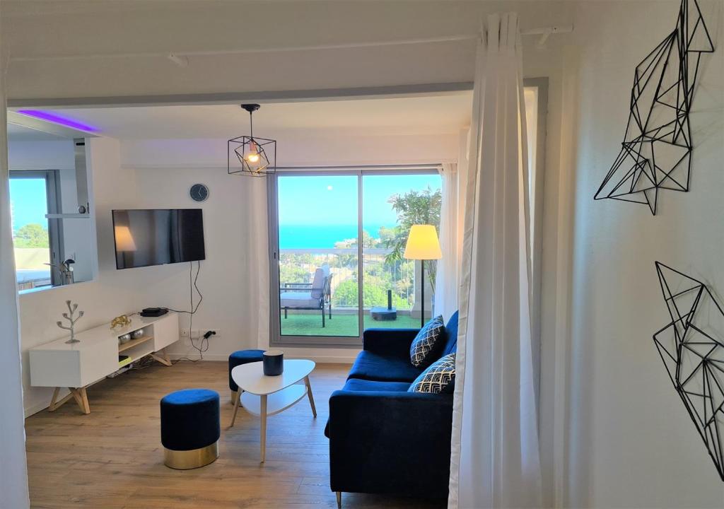 Top Floor Sea View Apartment - Pool Tennis Garage - 3