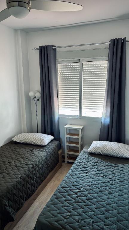 Cozy apartment overlooking Cabo Roig strip - 5