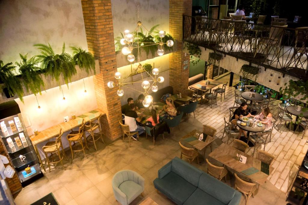 Carriqui Garden Hotel - 2