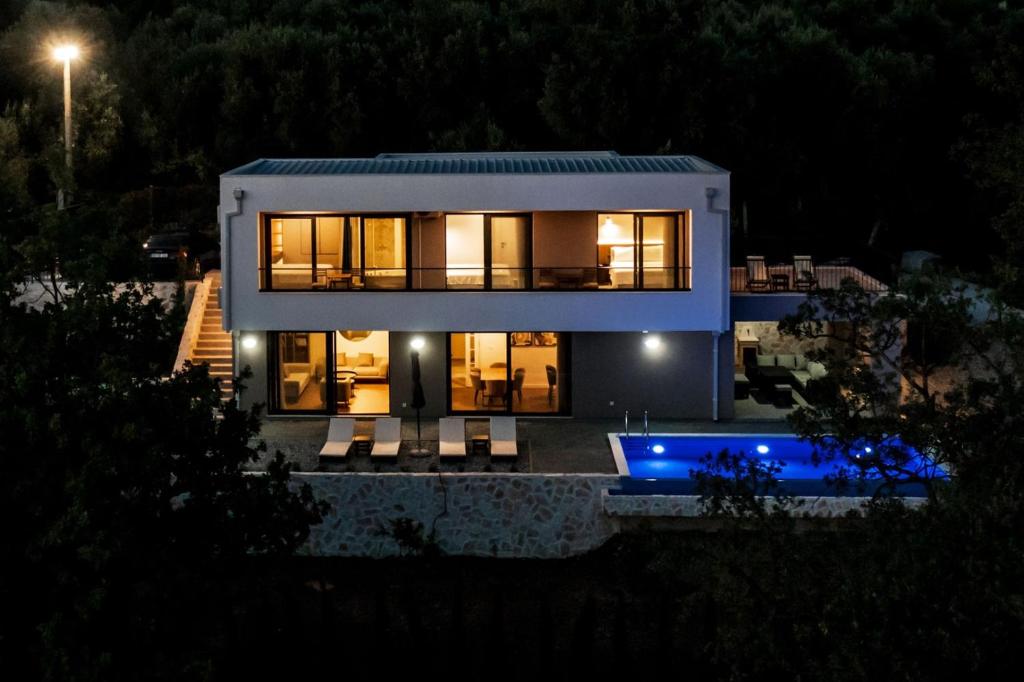 Luxury Villa Sophie - 2