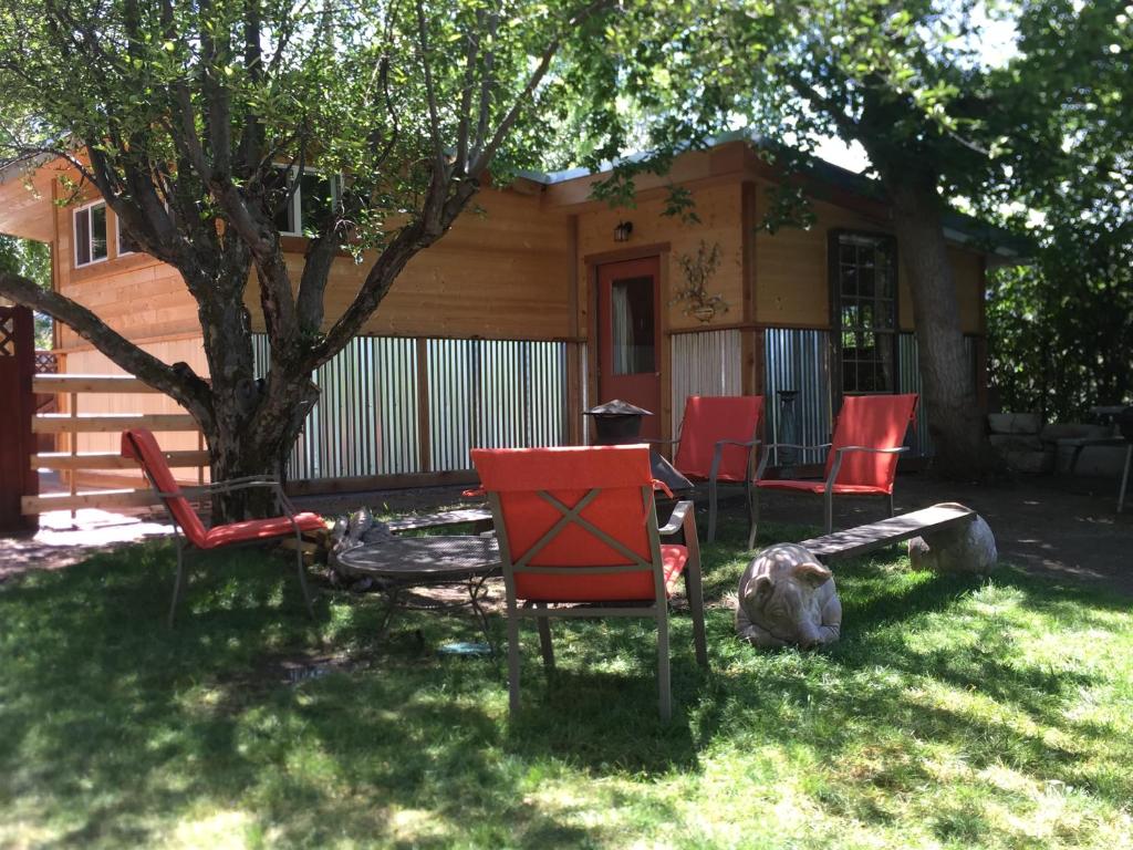 Lava Hideout Cabins in Lava Hot Springs, ID 50 reviews, prices