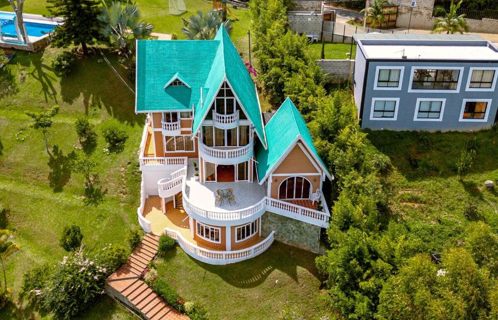 Villa frente al embalse - 5