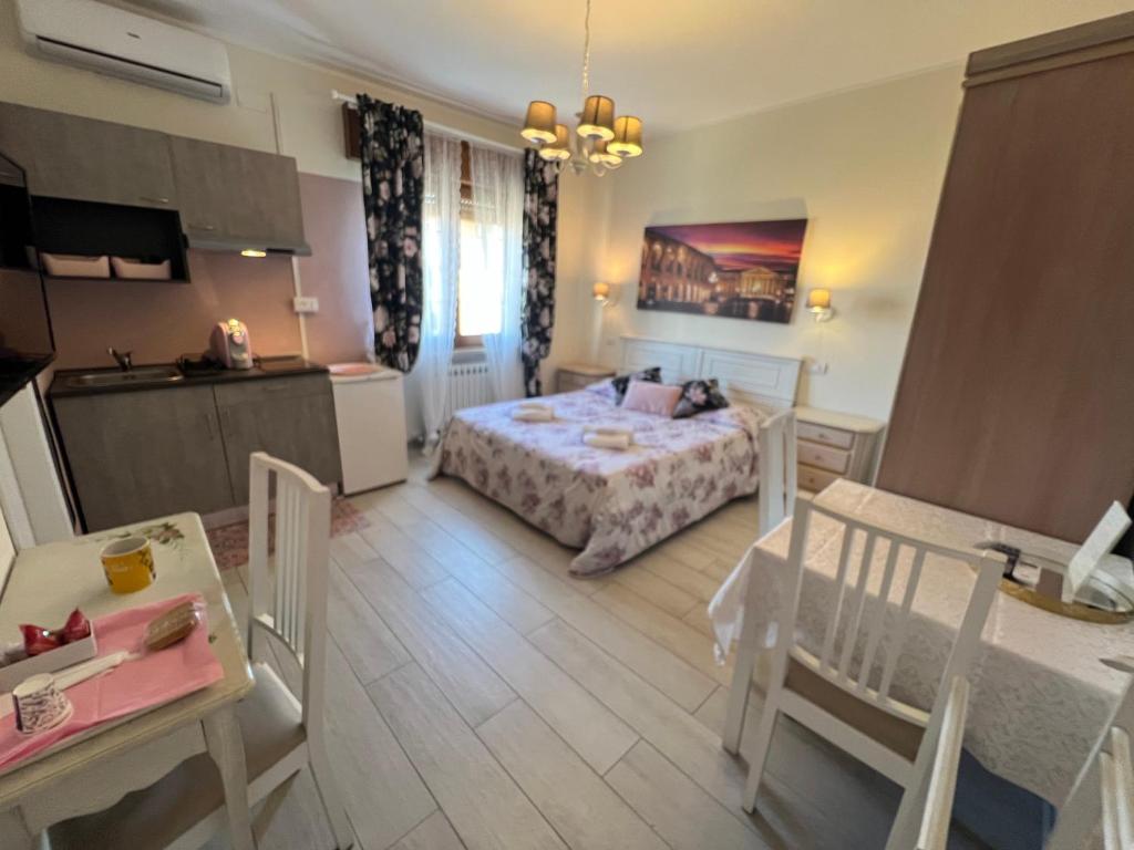 Monolocale Pink Borgo Roma GB Rossi friendly Verona - 1