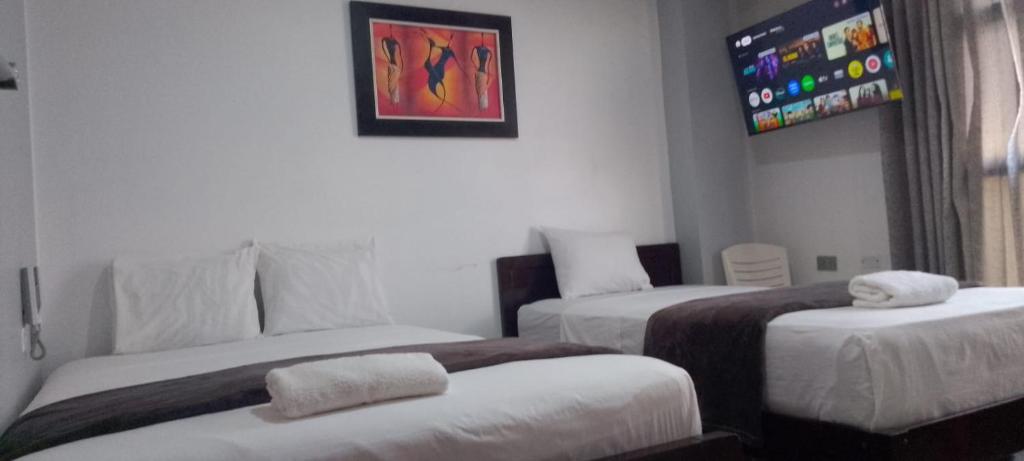 Hostal Huella - 3