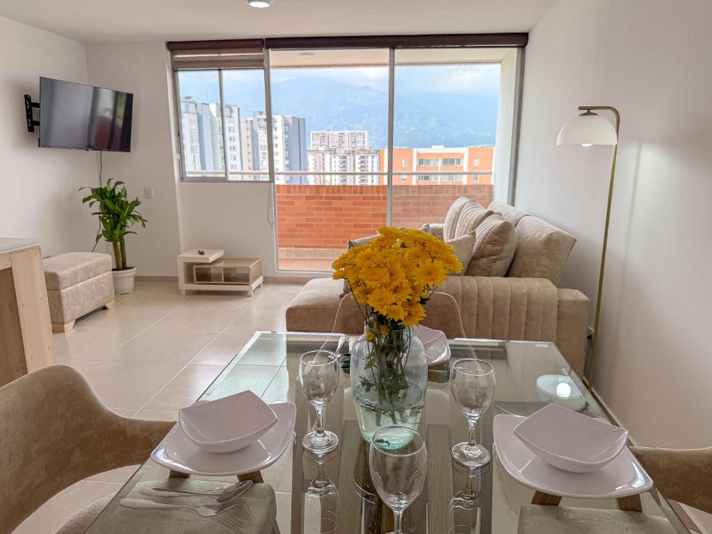 Modern Aparment 3BR Family on the Heart of Ibague - 2