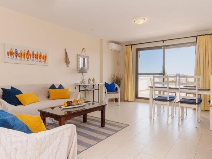 Wonderful 3 bedroom with two Spacious Terraces - 2