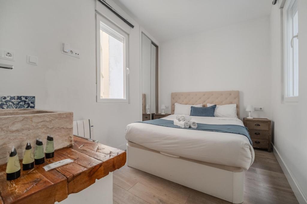 Bright and Cozy 2BD 2BT GranVia - 4