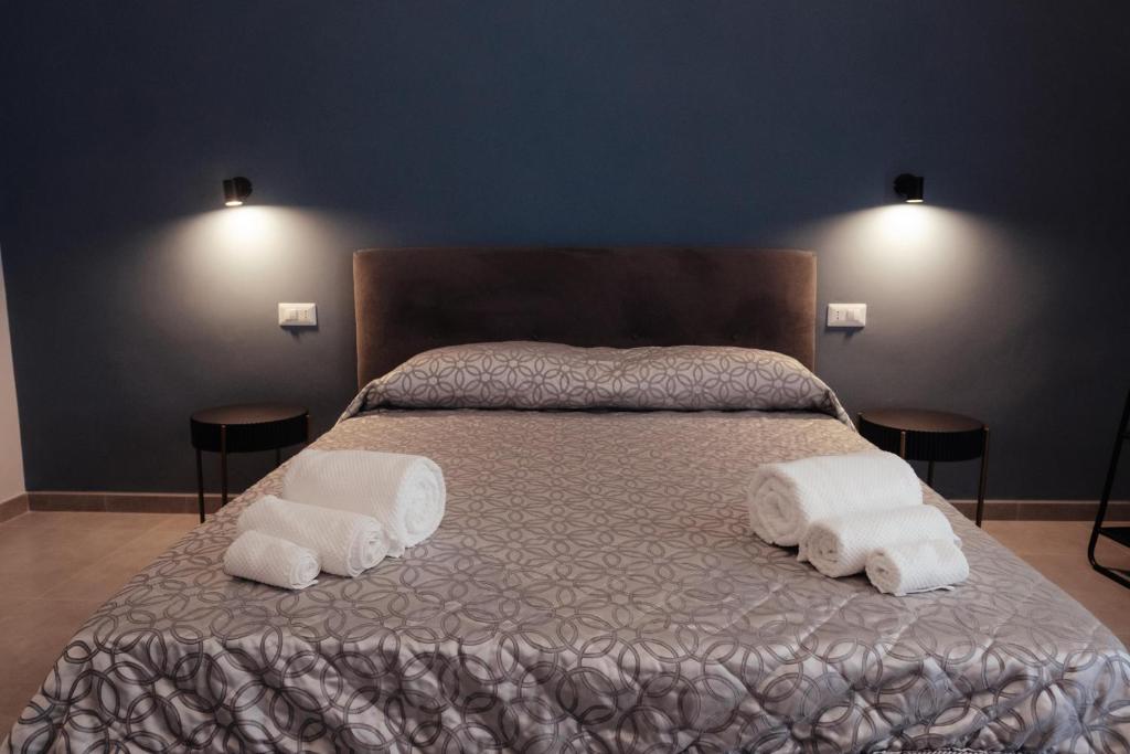 GuestHost - Maison Vittoria Comfortable Studio Apartment and Room - 2