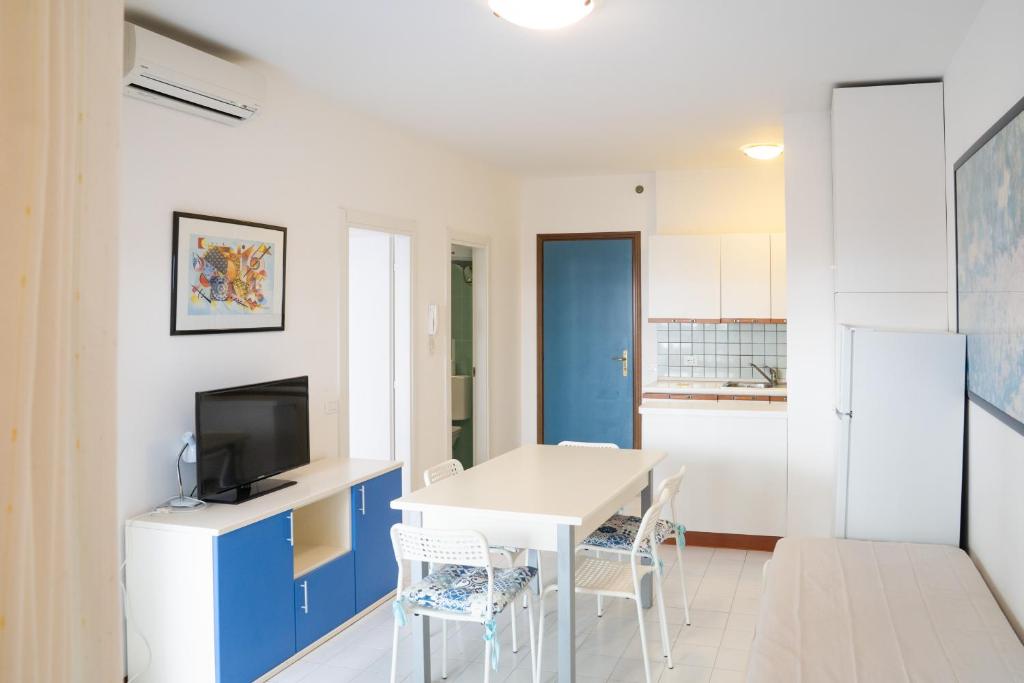 Appartamento Fronte Mare con Piscina Lignano Sabbiadoro MV5 - 1