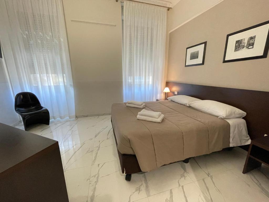 Club Hotel - 3