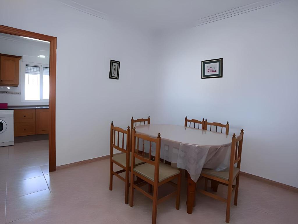 Chalet con piscina privada y zona de barbacoa cerca del pueblo - 5