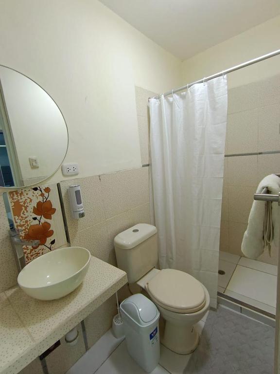 Hermes Hostal - Habitaciones Matrimoniales - 2