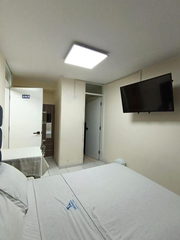 Hermes Hostal - Habitaciones Matrimoniales - 3