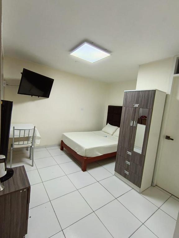 Hermes Hostal - Habitaciones Matrimoniales - 5