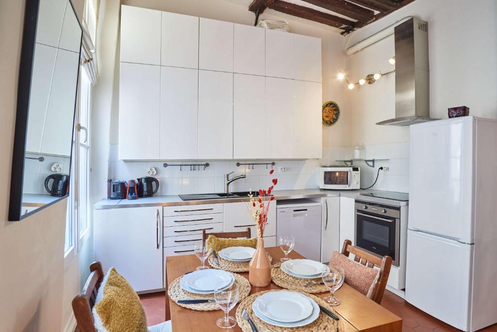 Charming Apartment with AC- Heart of Le Marais - 3